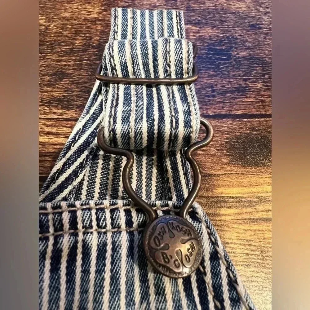 VINTAGE: OshKosh B’gosh | Vestbak railroad overalls. Size: 24M